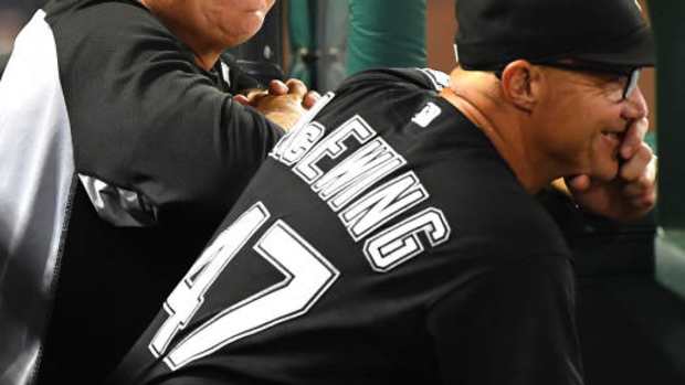 Rick Renteria and Joe McEwing 2018-07-25 (Jayne Kamin-Oncea) gettyimages-1009611980-612x612